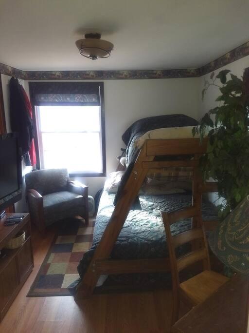 Rustic Quaint Cabin In The Woods--Pets Welcomed Dunnsville 外观 照片